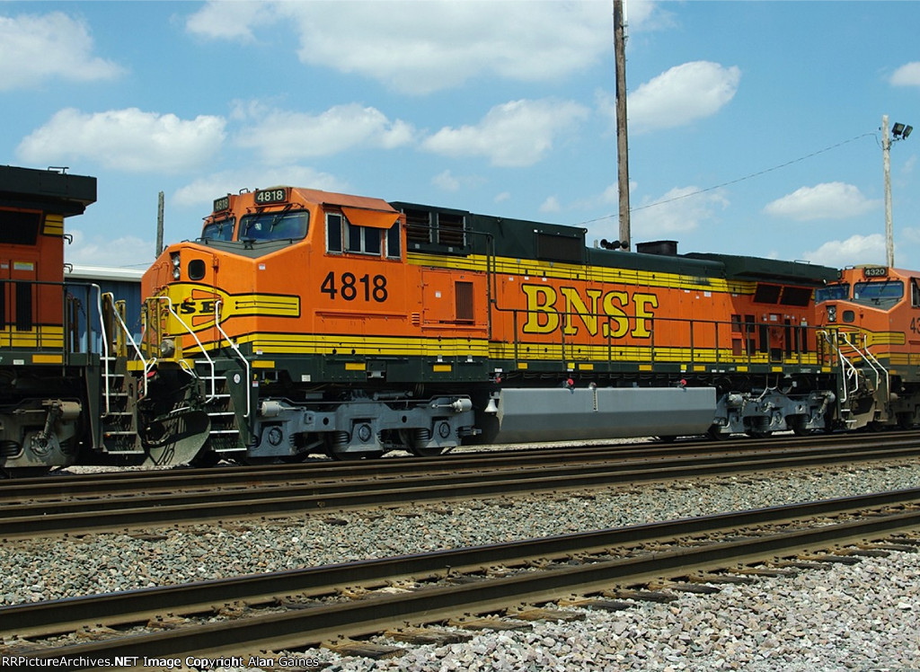 BNSF C44-9W 4818